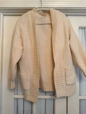 Open-Front Cream Knit Cardigan with Pockets Unsubscribed small